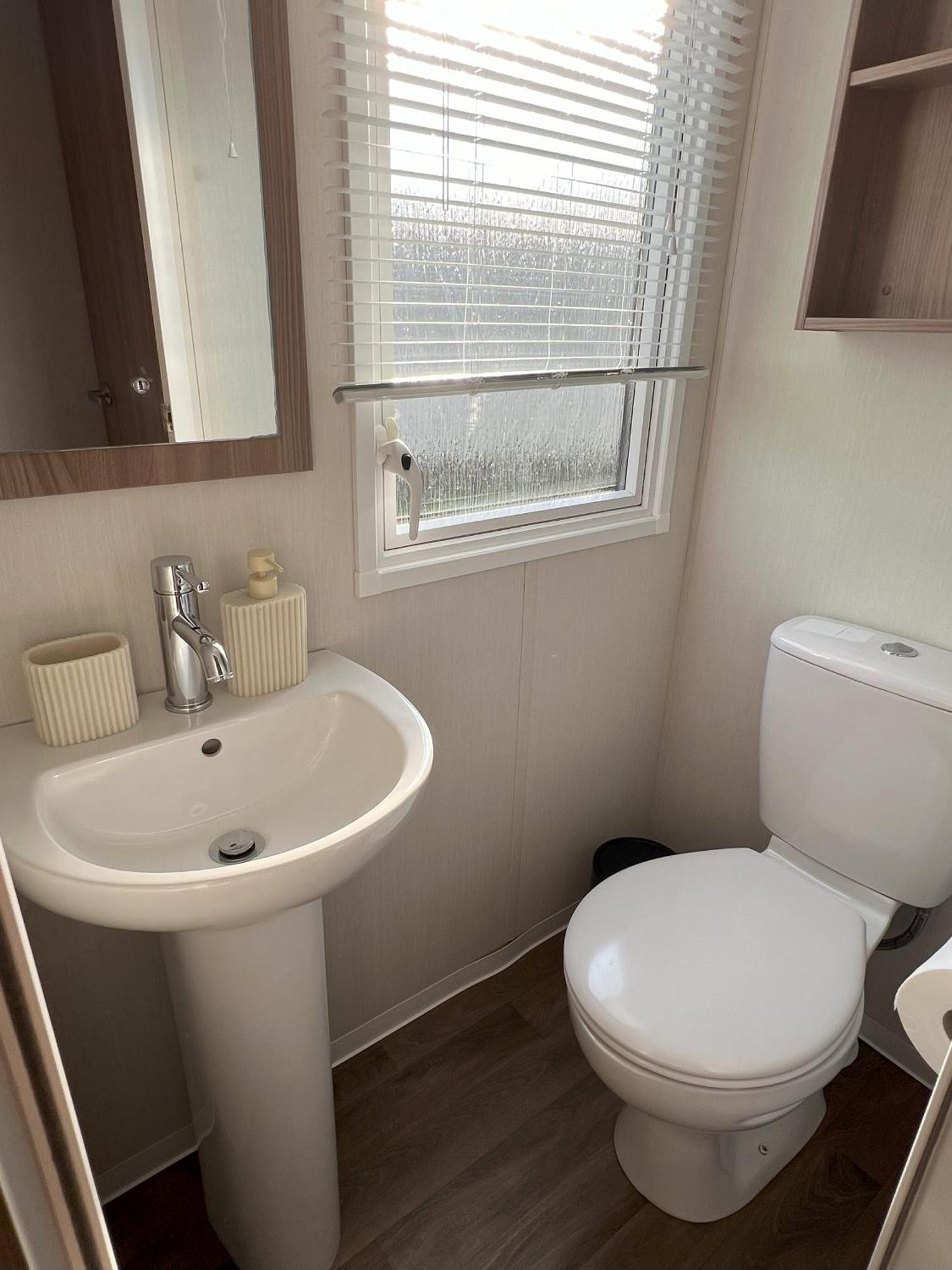 Caravan At Seton Sands, Near Edinburgh And Berwick * Port Seton