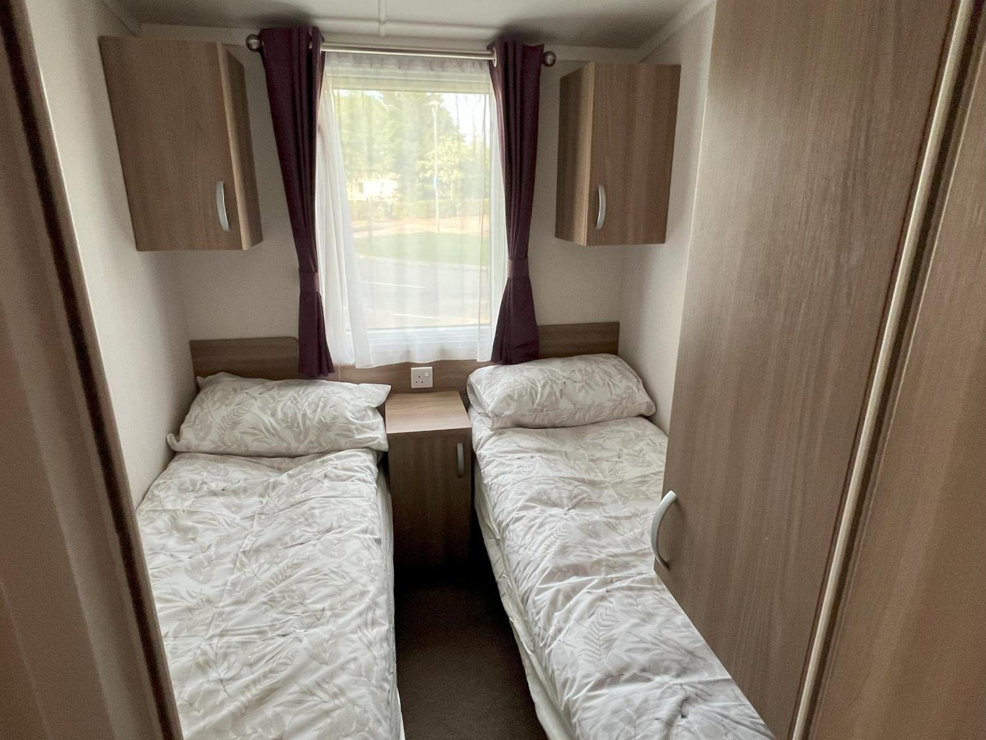 Caravan At Seton Sands, Near Edinburgh And Berwick *