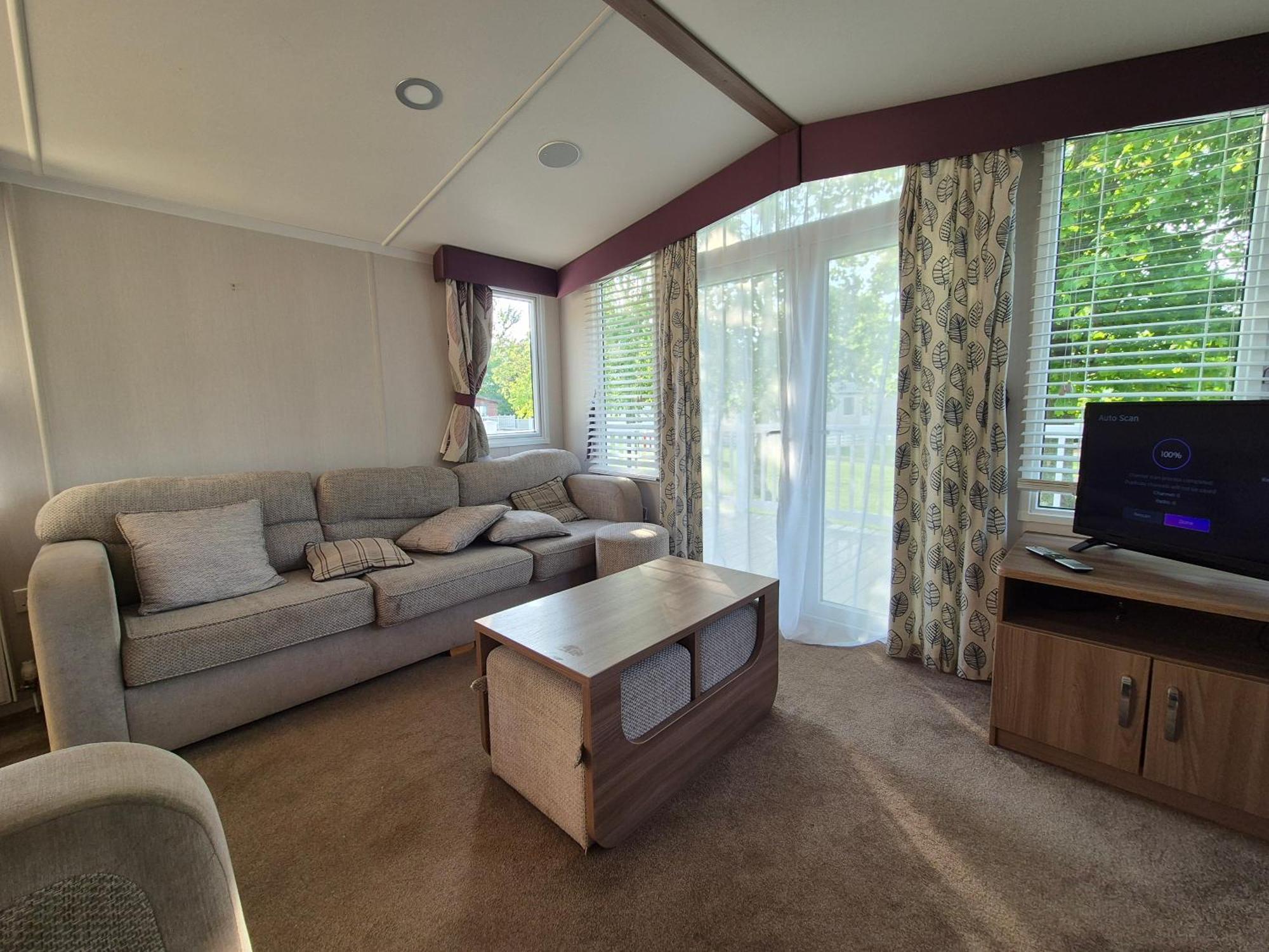 Caravan At Seton Sands, Near Edinburgh And Berwick * Port Seton