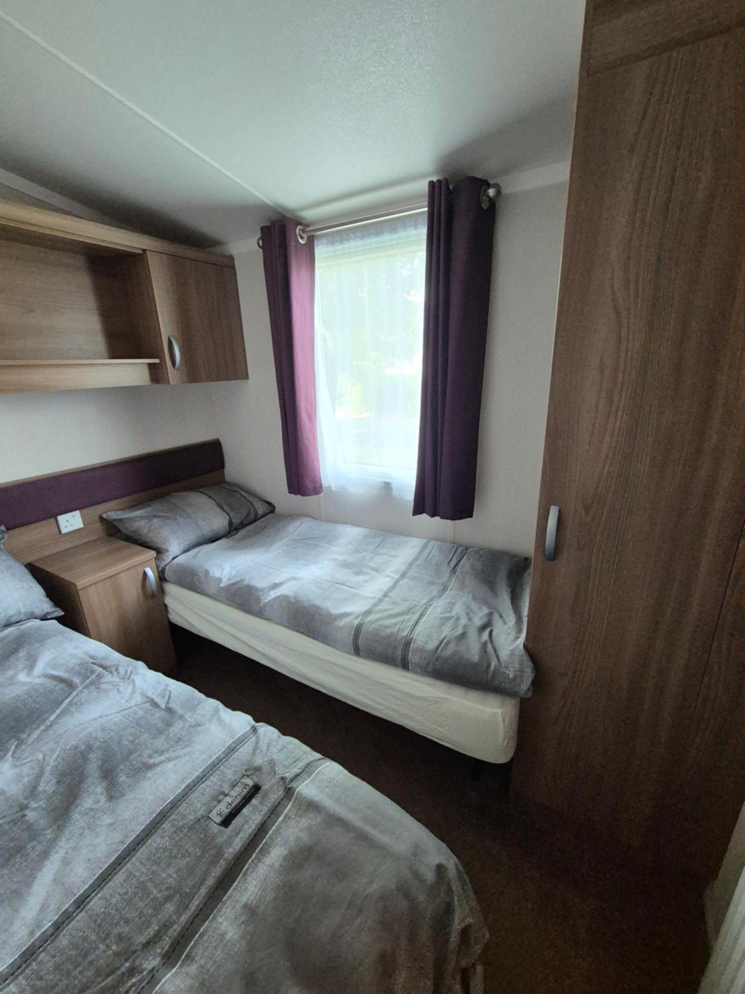 Caravan At Seton Sands, Near Edinburgh And Berwick Holiday home