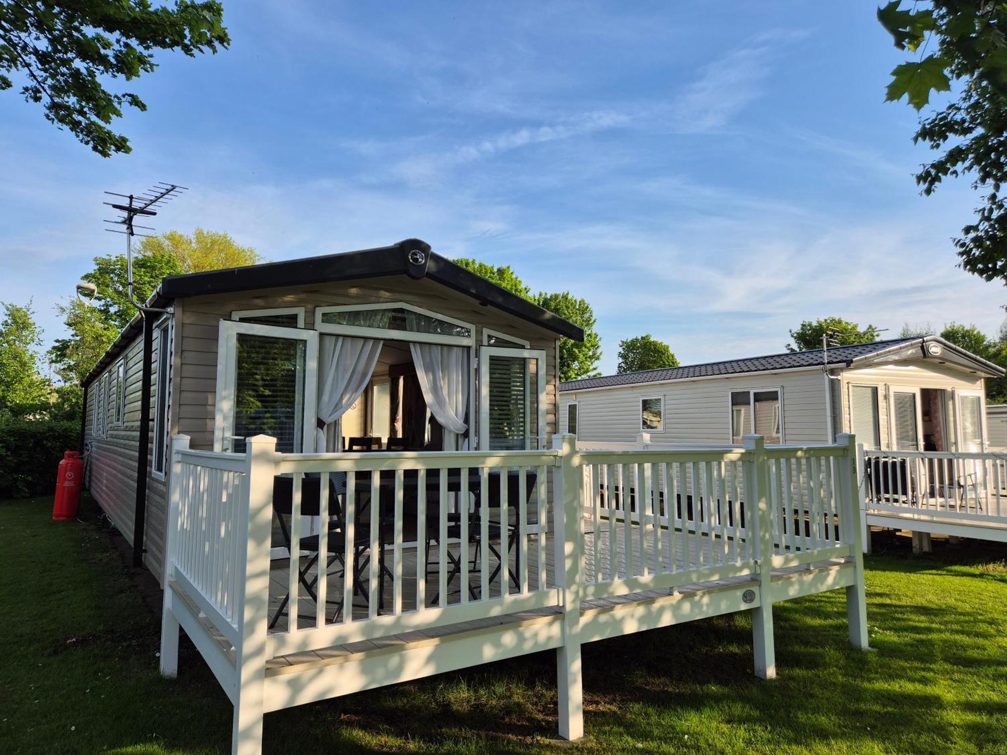 Caravan At Seton Sands, Near Edinburgh And Berwick *